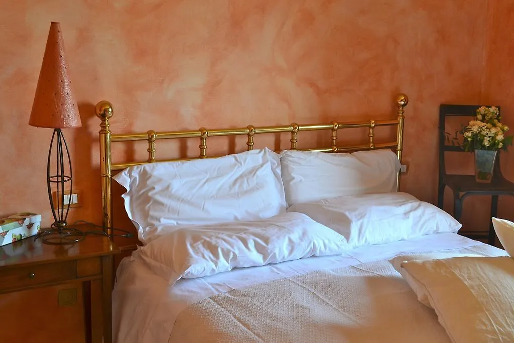 Monte A Pescia Villa Farm stay